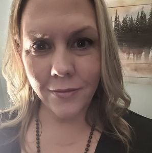 Meet your Posher, Angie